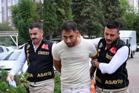 Birlikte yaşadığı kadını boğmadan önce üzerine kaynar su dökmüş