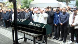 Maltepe’de çöken binada hayatını kaybeden 5 yaşındaki Gülce son yolculuğuna uğurlandı