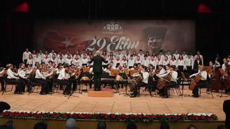Cumhuriyet Bayramı'nın 103'üncü yılı Cemal Reşit Rey Konser Salonu’nda kutlandı