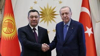 Cumhurbaşkanı Erdoğan, Kırgızistan Cumhurbaşkanı Caparov ile görüştü