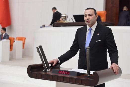 İYİ Parti Antalya Milletvekili Aykut Kaya: Turistlerden şehir vergisi alınsın