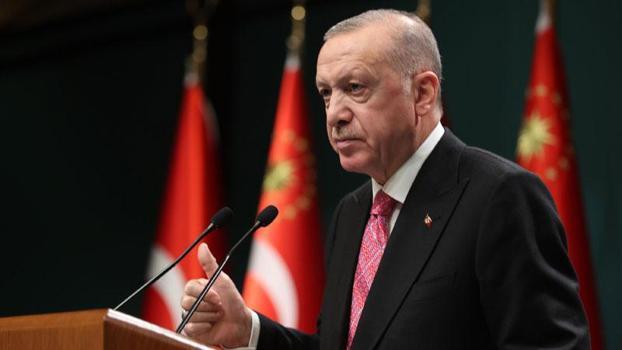 Cumhurbaşkanı Erdoğan'dan Beşiktaş Başkanı Arat’a tebrik telgrafı