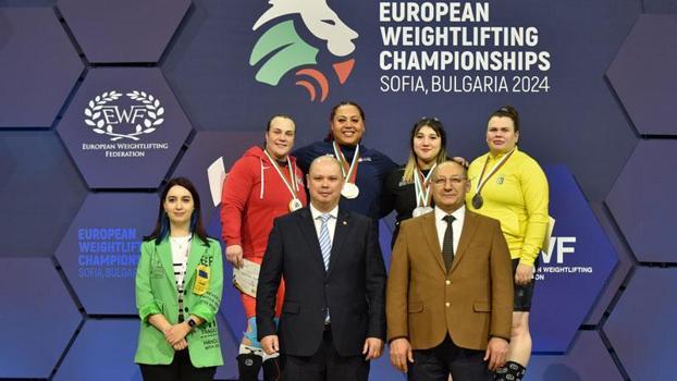 Fatmagül Çevik'ten Avrupa Halter Şampiyonası'nda 2 bronz madalya