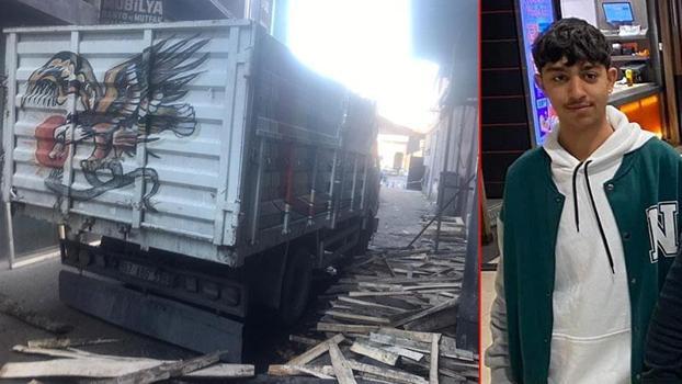 Ailesine destek için odun taşıyan Yasin, kamyonet kasası ile duvar arasında sıkışıp öldü