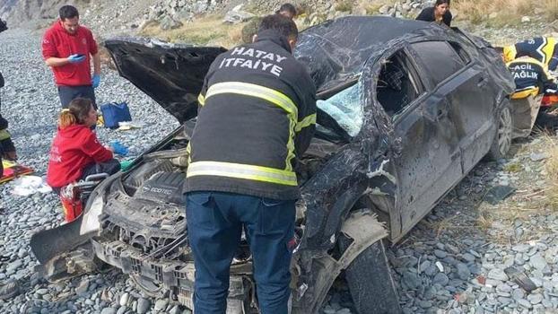 Hatay'da otomobil, 50 metreden uçuruma yuvarlandı: 1 ölü, 1 yaralı