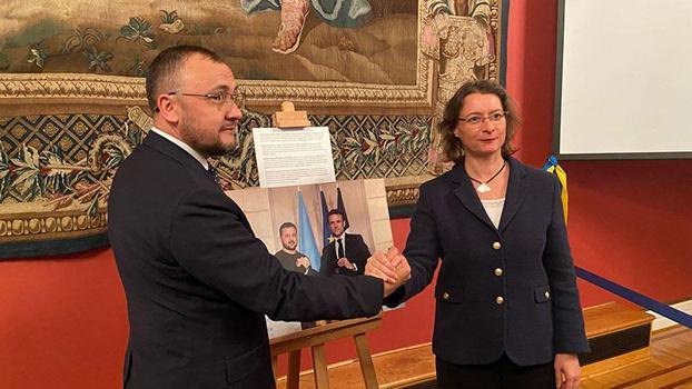Fransa'nın Ankara Büyükelçiliği'nden, 'Ukrayna' dayanışması