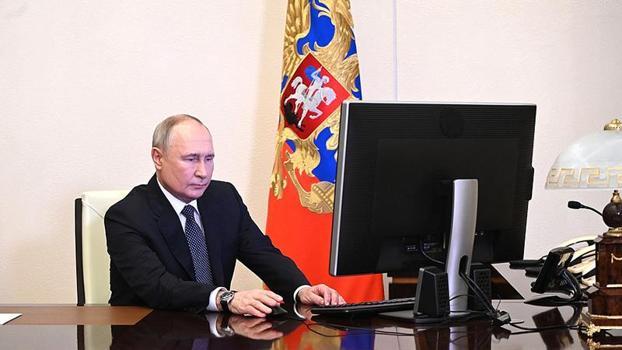Putin, mevkidaşlarından tebrikleri kabul etti