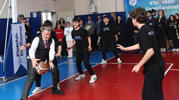 Bakan Osman Aşkın Bak: Gençlerimiz ve engelli bireylerimizin spor yapması için her türlü desteği vereceğiz