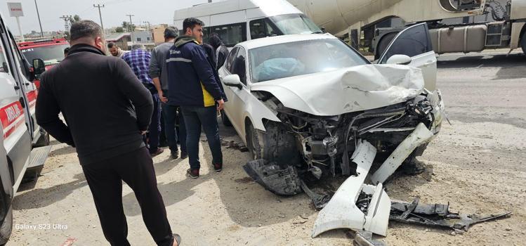 Nusaybin’de direğe çarpan otomobilin sürücüsü yaralandı