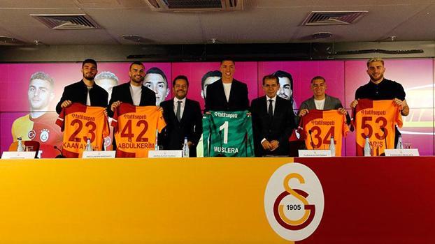 Galatasaray 5 futbolcusuyla sözleşme yeniledi