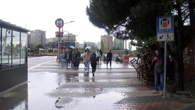 İstanbul - Yenibosna Metro İstasyonu'nu su bastı
