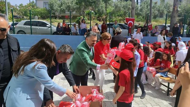 RTÜK Başkanı Şahin, 23 Nisan’ı Hataylı depremzede çocuklarla kutladı; ‘Çocuklar bizim kırmızı çizgimizdir’