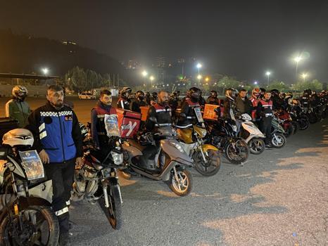Samsun’da motosikletli kuryeler, kazada ölen Sefa için 'adalet' istedi