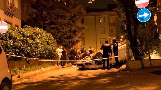 İstanbul- Üsküdar'da park halindeki araca çarpan otomobil takla attı