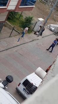 İstanbul - Küçükçekmece'de bıçaklı saldırgan bacağından vurularak yakalandı