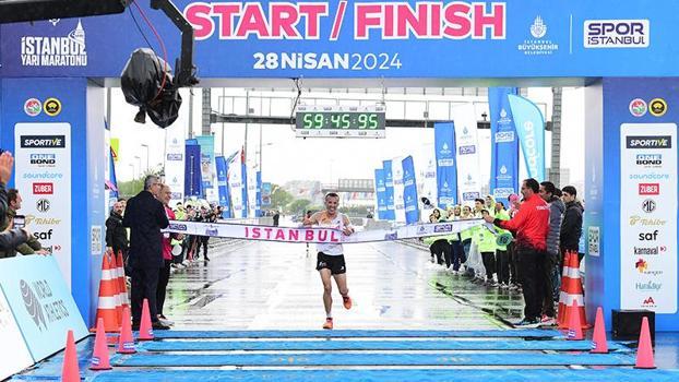 Türkiye İş Bankası 19'uncu İstanbul Yarı Maratonu koşuldu
