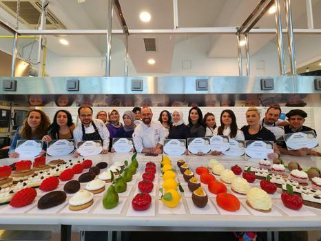 Karşıyaka'da pasta eğitimine yoğun ilgi