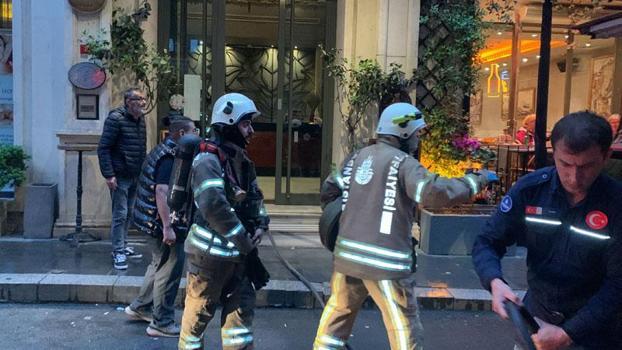 Beyoğlu'nda otelde yangın