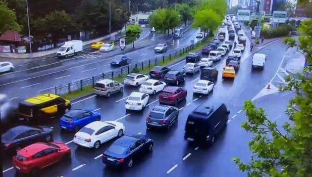 İstanbul - Beşiktaş’ta 8 aracın karıştığı zincirleme kazanın görüntüsü ortaya çıktı