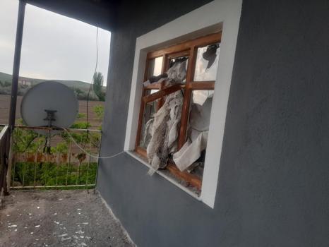 Sivas'ta yıldırım düşen evde hasar oluştu