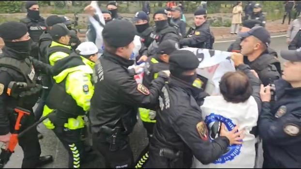 İstanbul - Okmeydanı'nda yürüyen ikinci gruba da polis müdahalesi