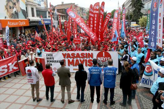 Edirne'de 1 Mayıs kutlamasına 2 bin kişi katıldı