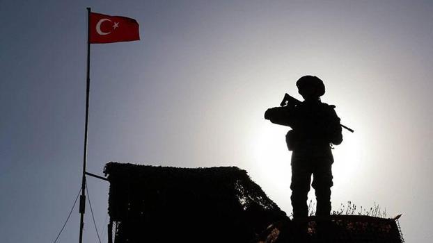 MSB: 2 PKK'lı terörist hudut karakoluna teslim oldu
