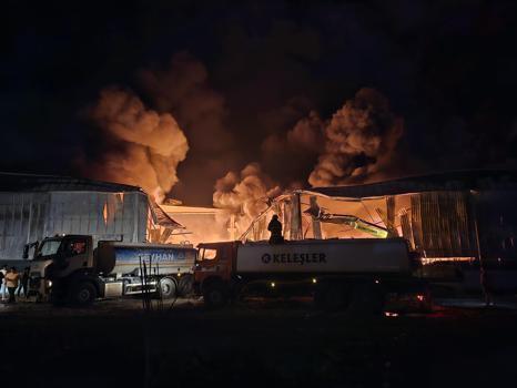 Adana'da motosiklet fabrikasında yangın/ Ek fotoğraflar