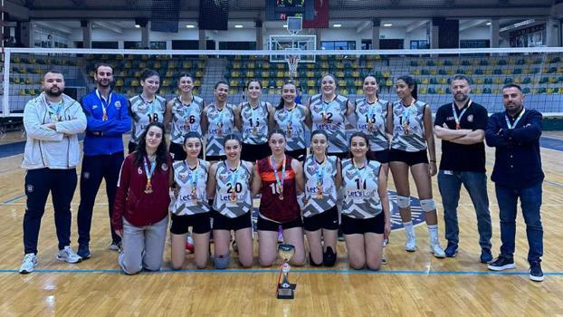 Beykoz Üniversitesi Kadın Voleybol Takımı İstanbul şampiyonu oldu