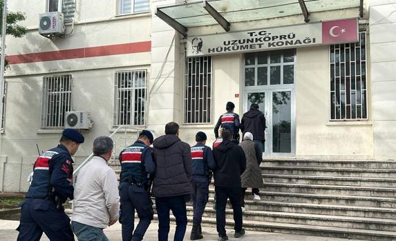 Yunanistan sınırında 5 FETÖ şüphelisi ile 1 organizatör yakalandı