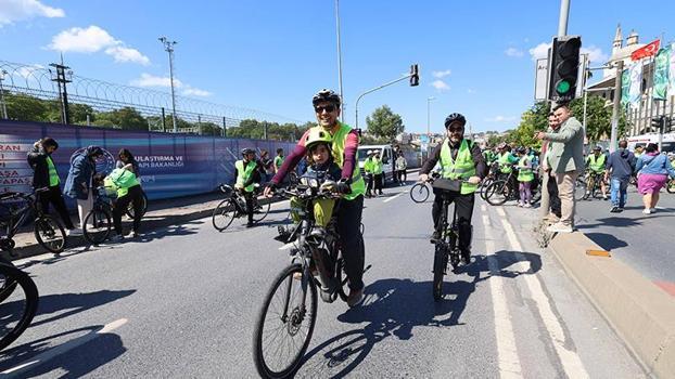 11. Yeşilay Bisiklet Turu'nda pedallar bağımlılıkla mücadele için çevrildi