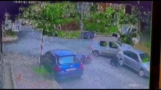 İstanbul - Sultangazi’de motosiklet kazası kamerada