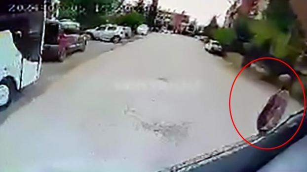 Otobüsün altında kalan kadının öldüğü kazanın görüntüsü ortaya çıktı; 'Görmedim' diyen şoför serbest