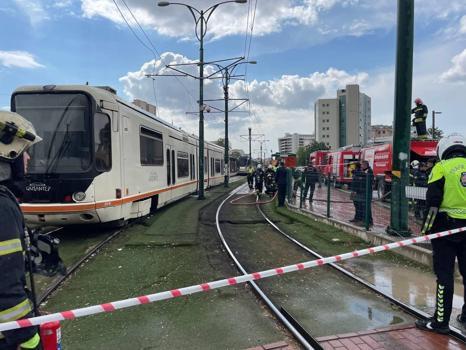 Gaziantep’te tramvaya yıldırım düştü