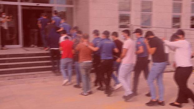Ankara'da 15 FETÖ şüphelisi yakalandı