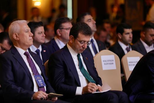 İstanbul - İBB Başkanı Ekrem İmamoğlu Marmara Belediyeler Birliği toplantısında konuştu