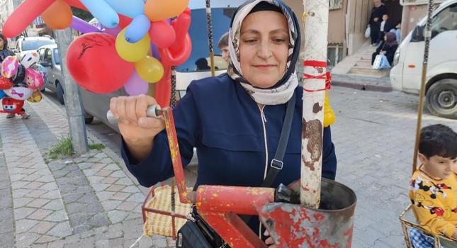 İstanbul -  Sultangazi'de 2 çocuk annesi kadının bilek gücüyle hayat mücadelesi