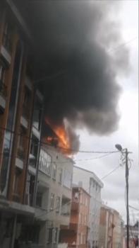 İstanbul  - Esenyurt'ta ikinci çatı yangını