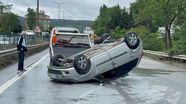 Kartal’da kazaya neden olan sürücü kaçtı: 2 yaralı
