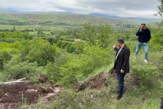 Sivas'ta 100 dönüm tarım arazisi heyelandan zarar gördü