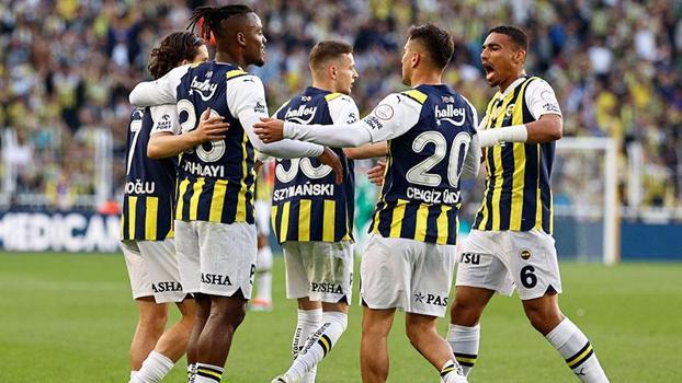 Fenerbahçe şampiyonluk şansını derbiye taşıdı