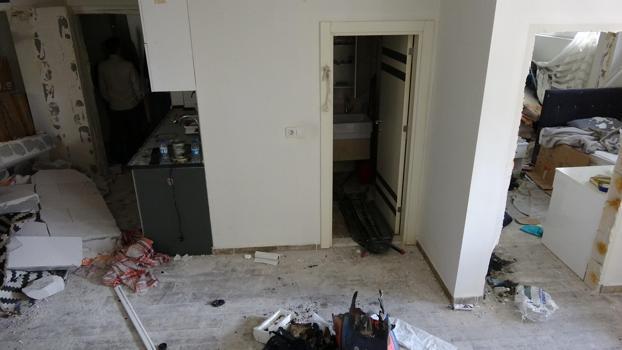 Isparta'da 6 katlı apartmandaki dairede patlama: 1 yaralı (2)