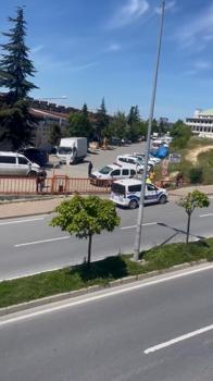 İstanbul - Başakşehir'de metro durağı çıkışında el yapımı bomba bulundu - 1