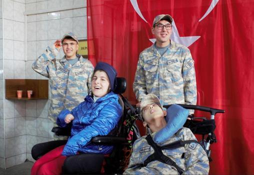 Ankara'da 21 engelli, 1 gün temsili askerlik yaptı