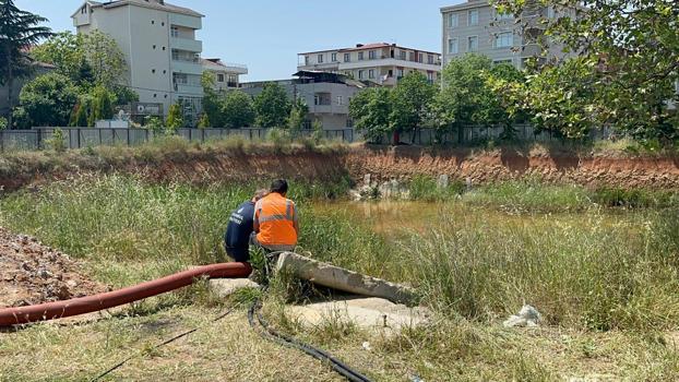 İstanbul - Sancaktepe'de inşaat temelindeki su tahliye edildi
