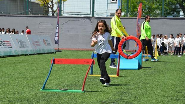 Çocuk Atletizm Şenliği, Bahçelievler’de düzenlendi