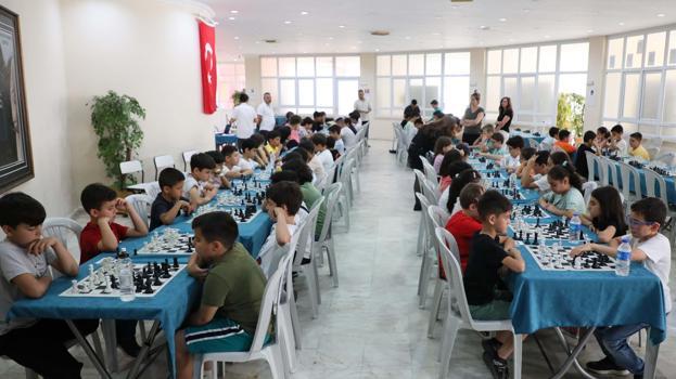 Aydın'da satranç turnuvası düzenlendi