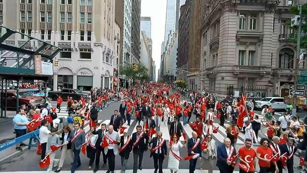 Geleneksel Türk Günü Yürüyüşü’nün 41’incisi New York'ta yapıldı
