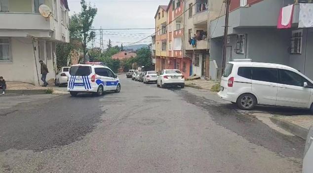 İstanbul-Sultanbeyli'de eşinin kardeşlerinin satırlı saldırısına uğrayan bir kişi hayatını kaybetti