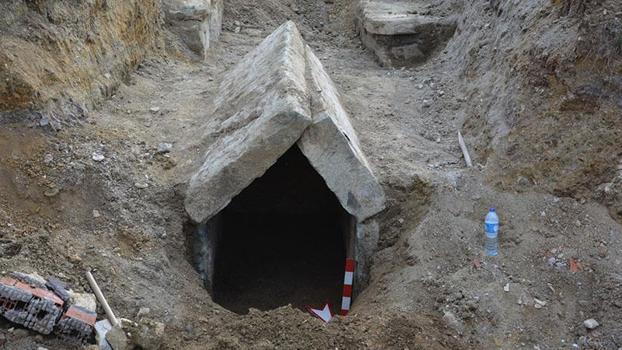 Su deposu kazısında Bizans dönemine ait mezarın bulunduğu bölge, sit alanı oldu